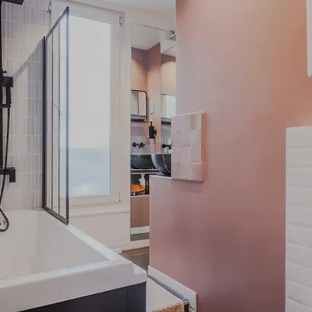 Charming Flat With Balcony - Near Bastille